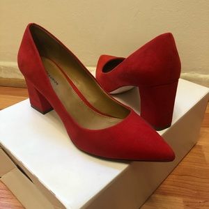 14th and union Red Pointed Top pump Pump